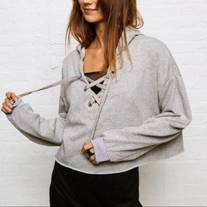 💛 American Eagle Don’t Ask Why cropped hoodie